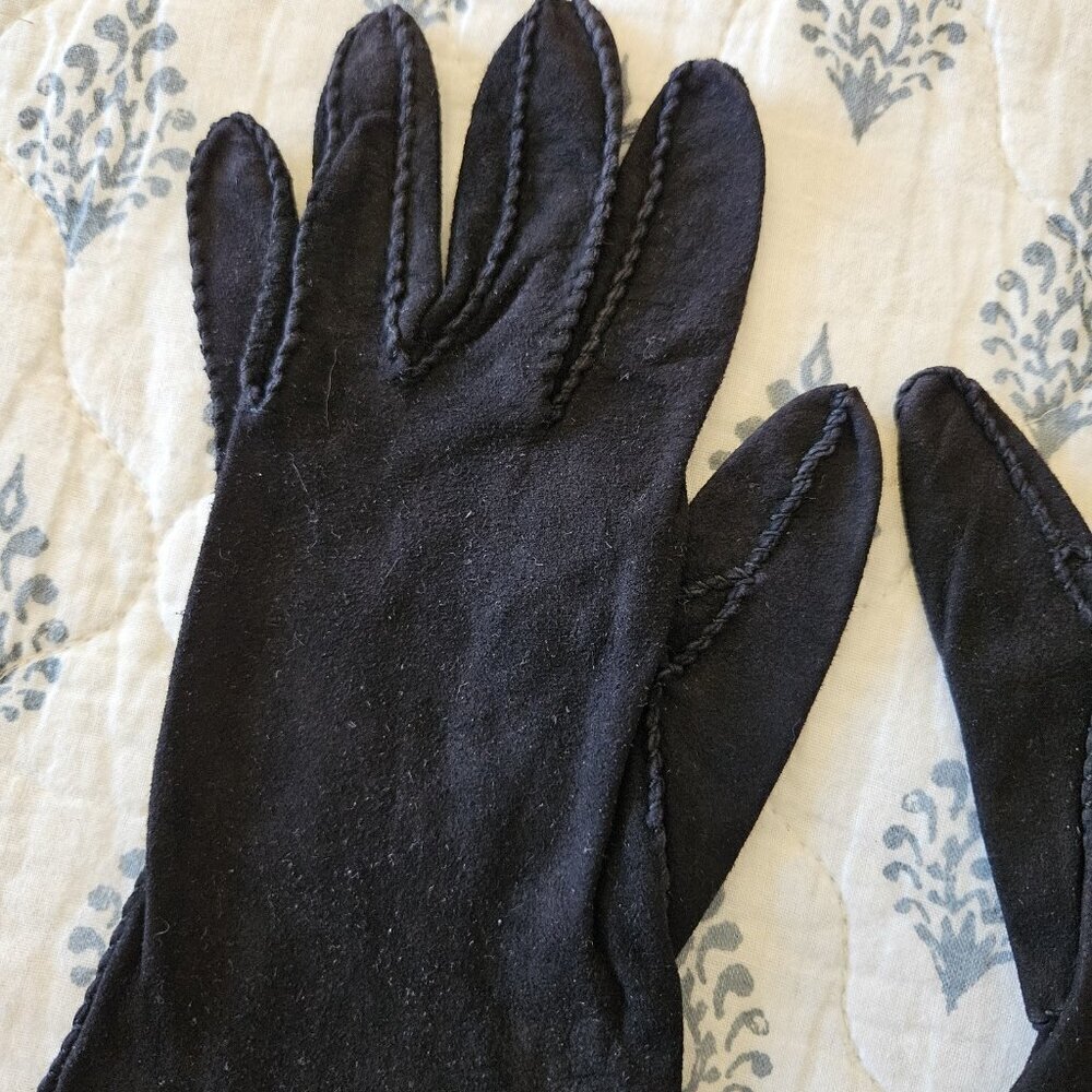 Vintage Juliette Black Suede Opera Gloves Scalloped Edge Formal Evening 6.5 - Picture 6 of 11